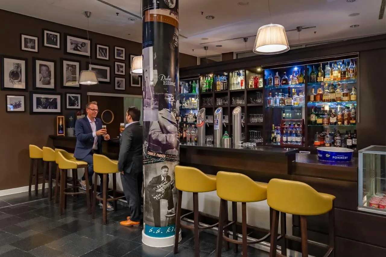 慕尼黑瑞拉纳24/7酒店 3*, 慕尼黑